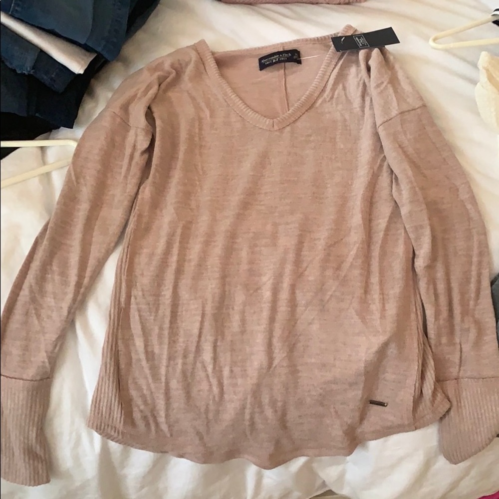 Abercrombie pink sweater